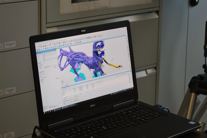 3D-Laser-Scan durch die Firma FARO Technologies des Siebenköpfigen Drachen im Stadtmuseum 